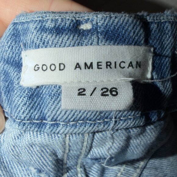 Good American Distressed Straight Leg Jeans Size 2/26 Medium Wash Denim - Picture 3 of 7